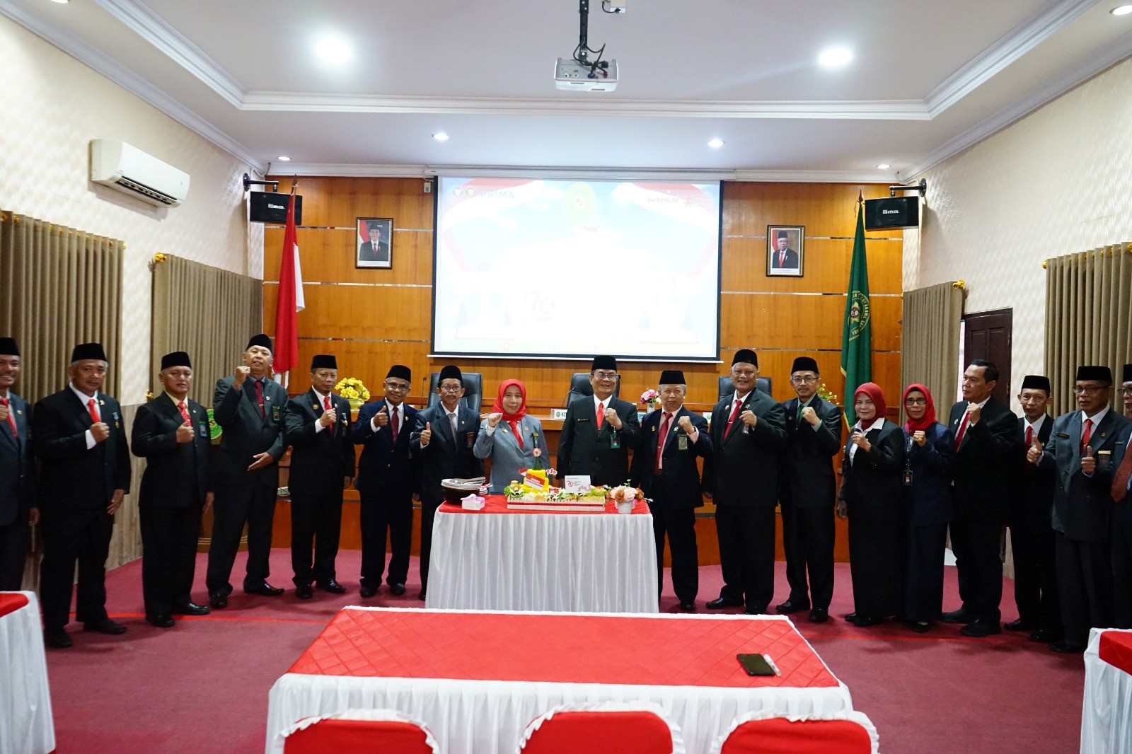 HUT RI 5
