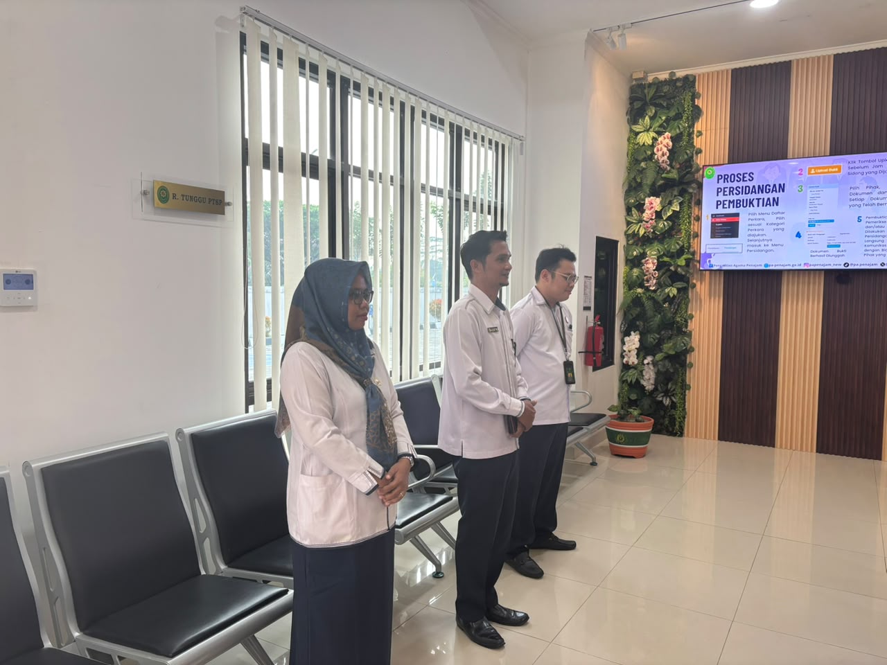 1. Awali Pekan