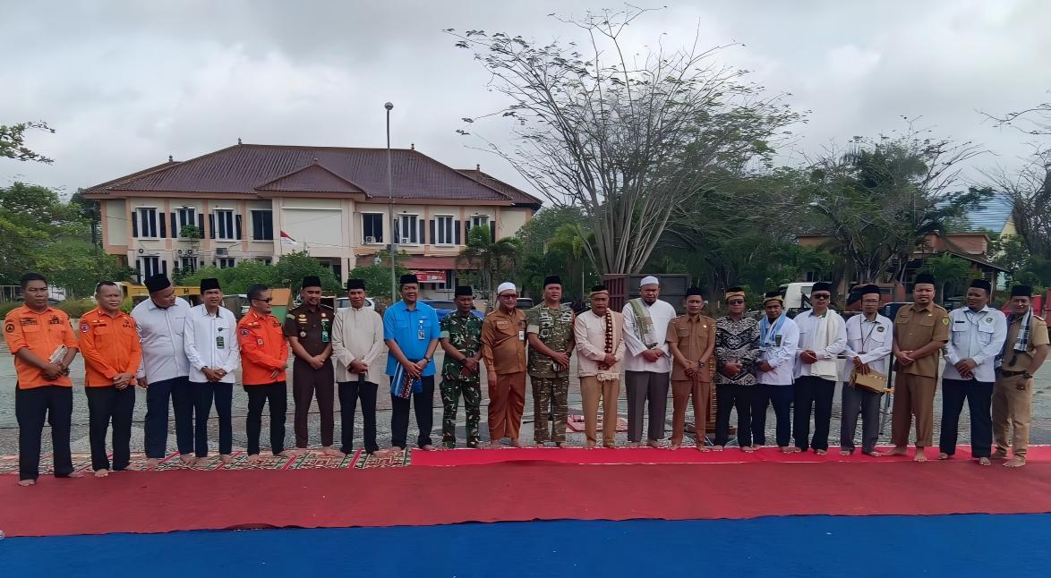 1. Ikuti Sholat Istisqo
