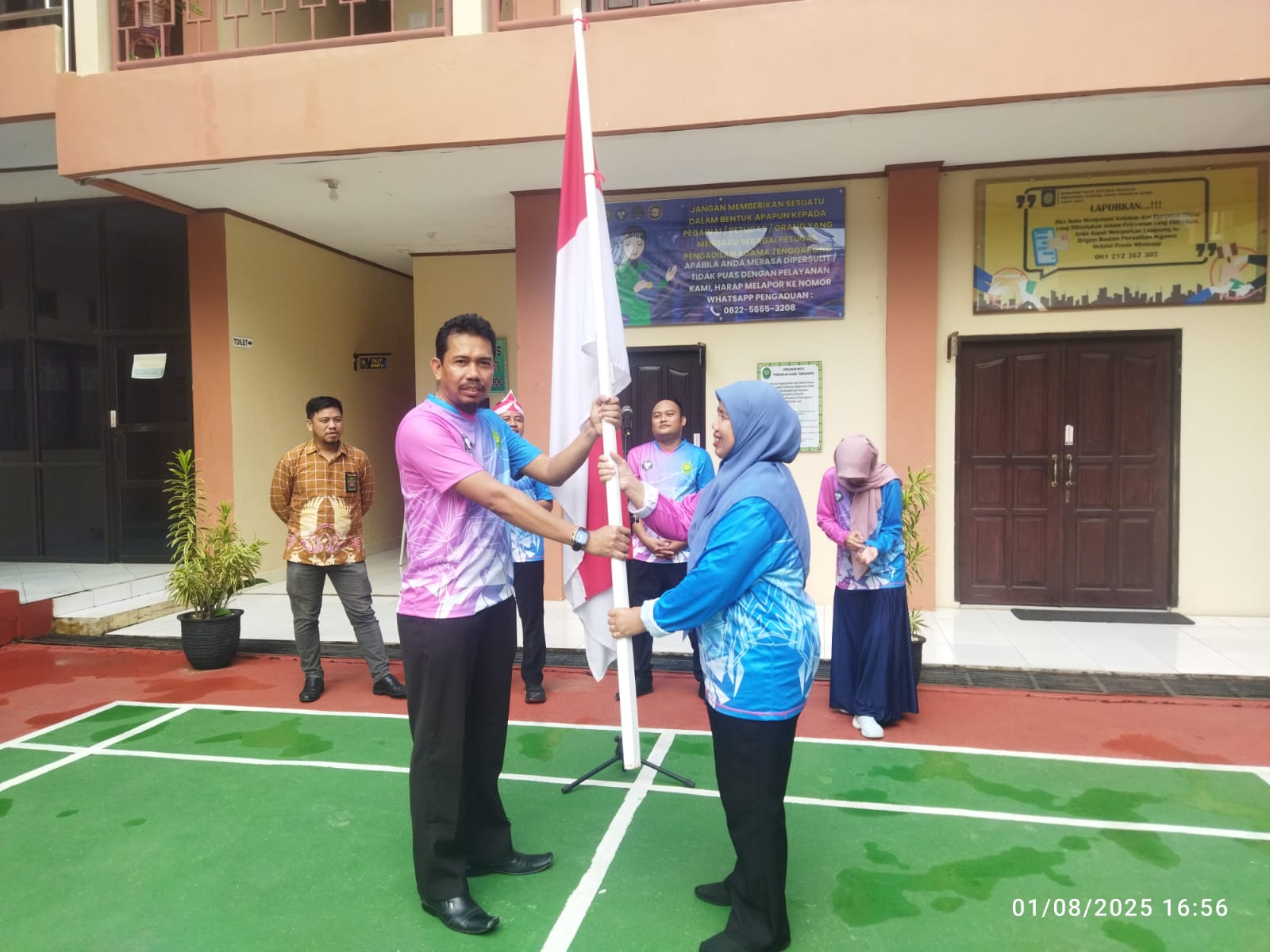 HUT2